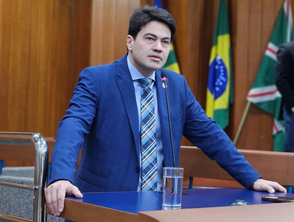 com-apoio-de-gustavo-gayer,-igor-franco-anuncia-projeto-a-camara-federal