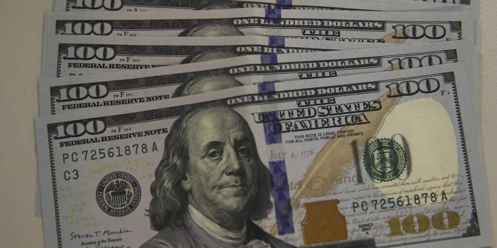 dolar-cai-para-r$-5,08,-e-bolsa-recua-pela-quarta-vez-consecutiva