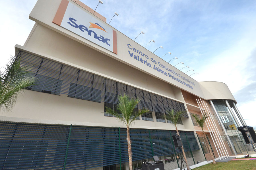 sesc-e-senac-goias-abrem-vagas-de-emprego-com-salarios-de-ate-r$-6,6-mil