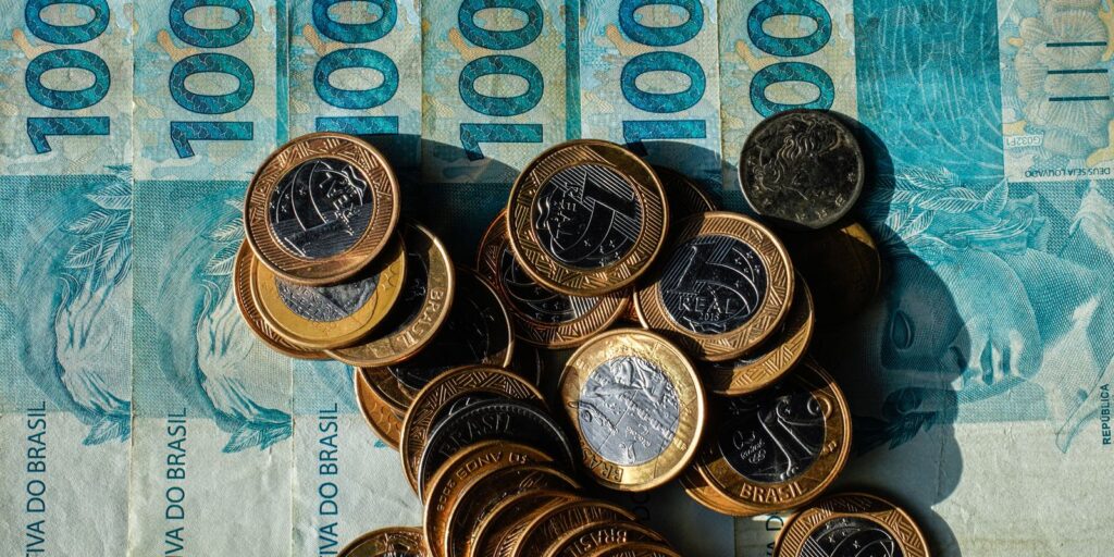 beneficiarios-com-nis-de-final-8-recebem-bolsa-familia-de-julho