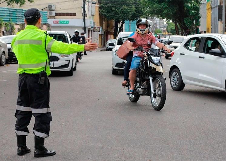 prefeitura-de-aguas-lindas-abre-concurso-com-86-vagas-e-salarios-de-r$-9,6-mil