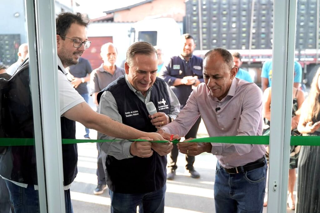 mabel-entrega-ubs-no-lorena-park-e-anuncia-expansao-da-rede-de-saude-de-goiania