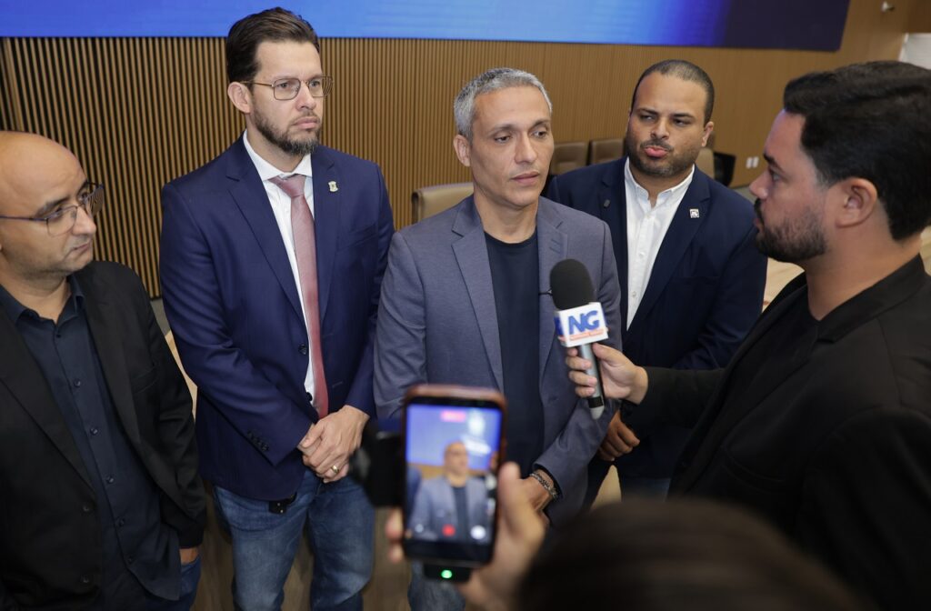 gayer-quer-usar-inicio-de-campanha-para-levar-bolsonaristas-as-ruas