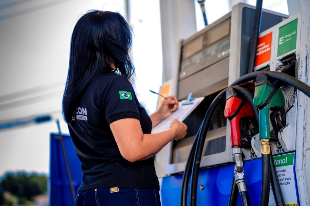 combustiveis-tem-variacao-de-preco-de-ate-21,9%-em-anapolis,-aponta-procon- 