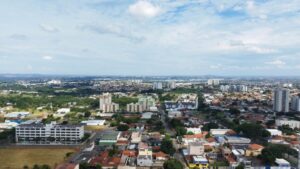 frente-fria-traz-alivio-pontual-com-chuva-fraca-ate-quinta-em-goias