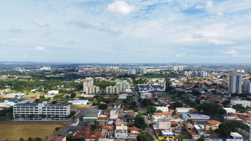 frente-fria-traz-alivio-pontual-com-chuva-fraca-ate-quinta-em-goias