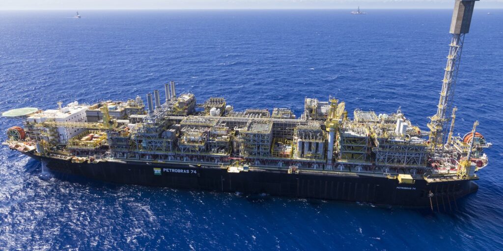 campo-de-buzios,-da-petrobras,-bate-recordes-de-exportacao-de-gas