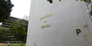 governo-central-tem-superavit-de-r$-10,8-bilhoes-em-julho