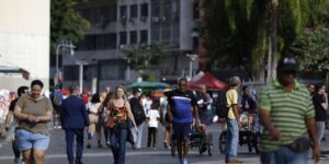 crescimento-populacional-caiu-para-0,37%-em-2026,-estima-ibge
