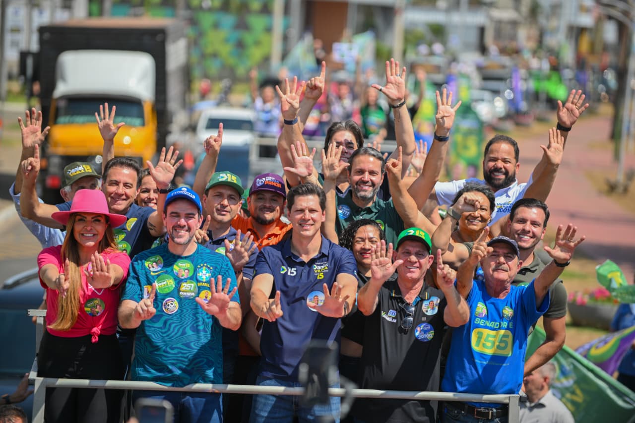 com-mais-de-500-veiculos,-daniel-vilela-vai-as-ruas-de-goiania-e-aparecida