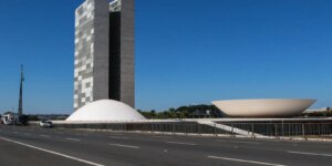 votacao-da-mp-que-zera-“taxa-das-blusinhas”-e-adiada-para-terca