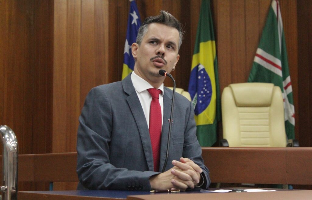 fabricio-rosa-surge-como-o-2o-deputado-estadual-mais-votado-de- goias