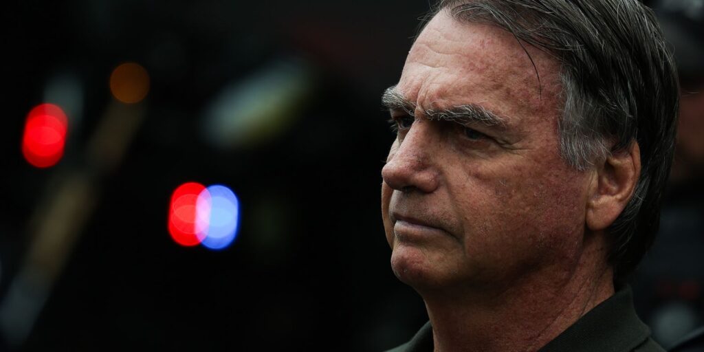pgr-da-parecer-favoravel-a-retomada-de-visitas-de-flavio-ao-pai