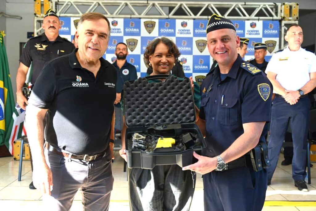 goiania-reforca-gcm-com-armamentos,-computadores-e-motocicletas