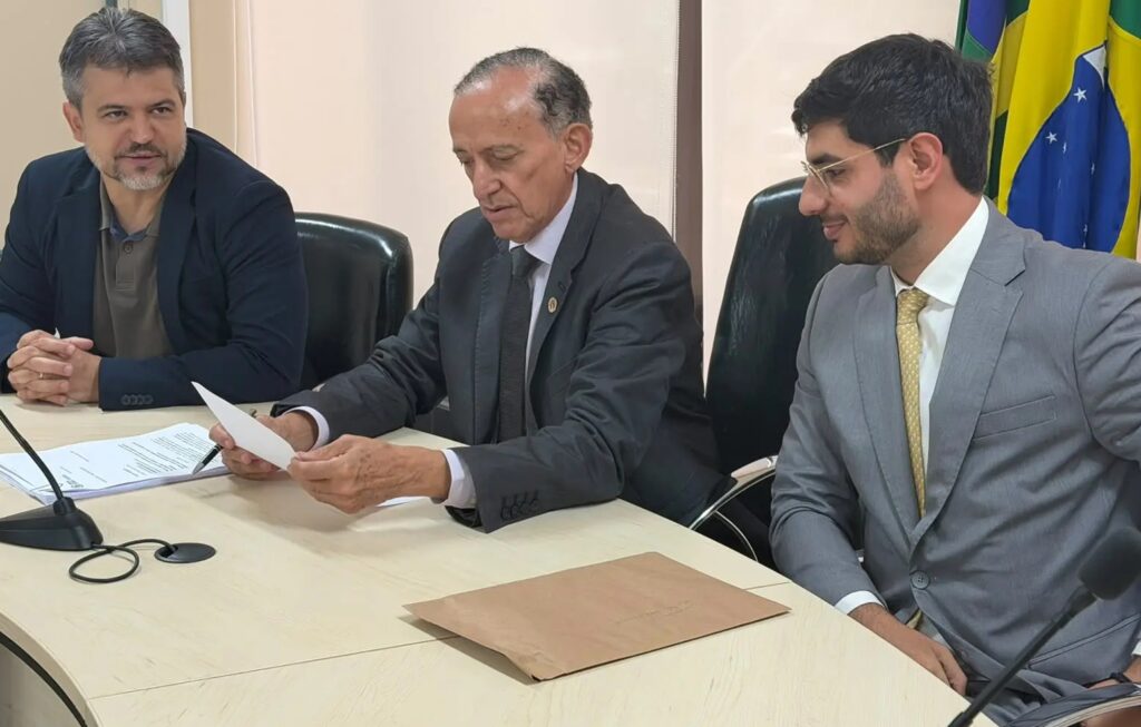michel-magul-assume-vaga-na-camara-de-goiania-apos-cassacao-de-aava