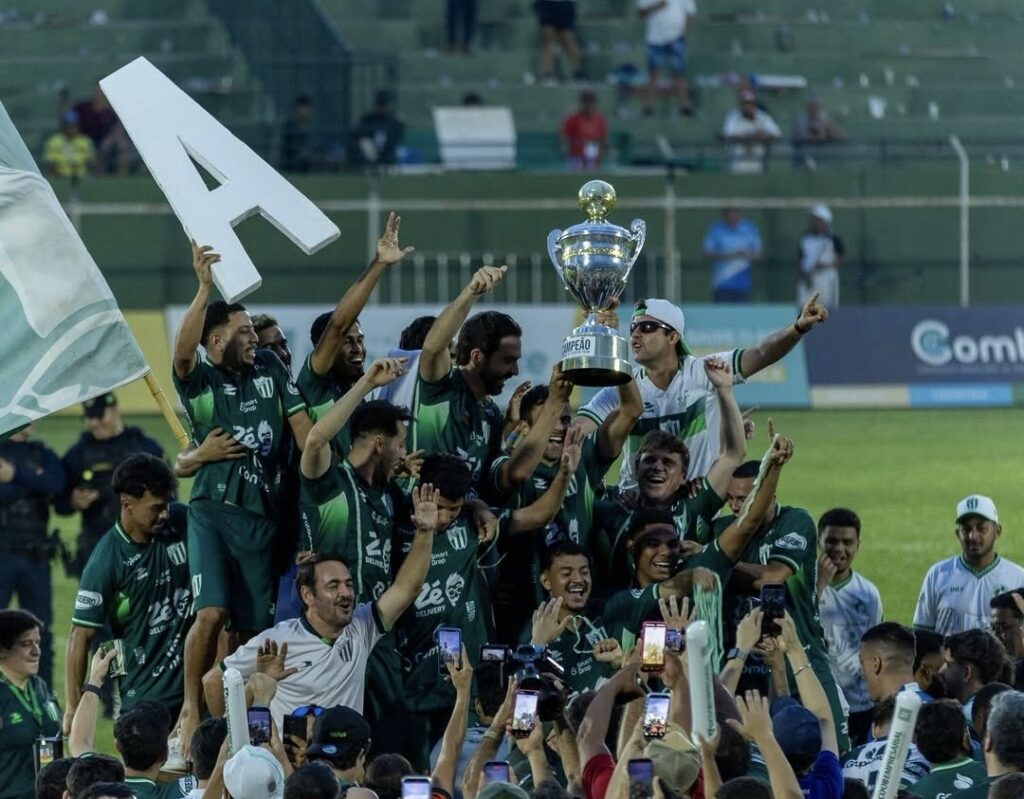 rio-verde-goleia-sao-luis-e-conquista-titulo-da-serie-b-do-goianao