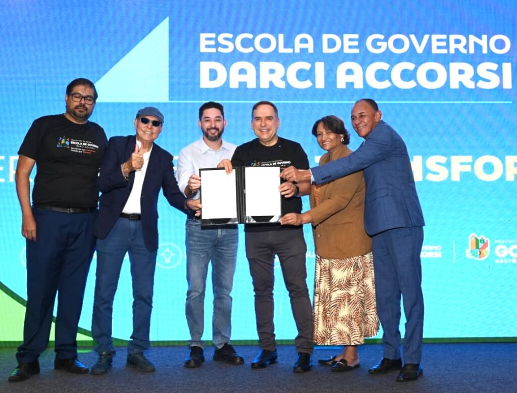 mabel-reabre-escola-de-governo-e-anuncia-progressoes-para-servidores-de-goiania