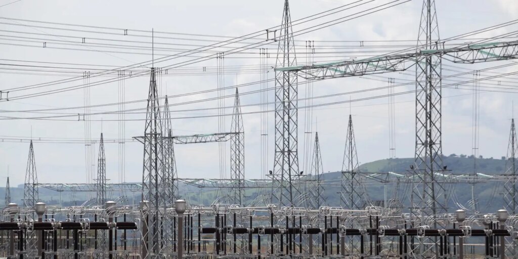 aneel-preve-tres-leiloes-de-transmissao-de-energia-em-2027