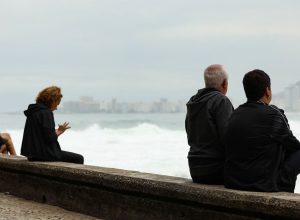 frente-fria-se-aproxima-do-rio-e-pode-provocar-fortes-rajadas-de-vento