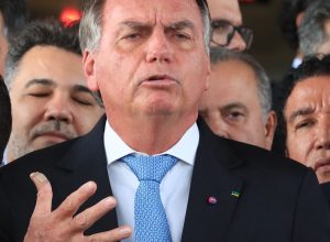 moraes-inicia-interrogatorio-de-bolsonaro-na-acao-da-trama-golpista