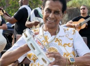 morre-o-sambista-bira-presidente,-fundador-do-grupo-fundo-de-quintal