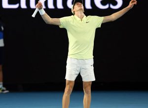 sinner-reafirma-hegemonia-e-conquista-o-bi-do-australian-open