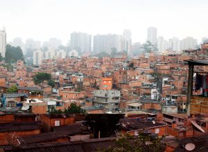 mp-denuncia-quatro-policiais-por-morte-de-jovem-em-paraisopolis