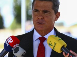 general-diz-ao-stf-que-visitou-acampamento-golpista-como-cidadao