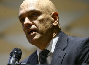 moraes-diz-que-justica-e-cega,-mas-nao-e-tola