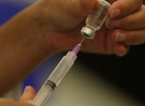 casos-de-covid-19-estao-em-alta-no-ceara-e-no-rio,-aponta-fiocruz