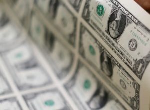 dolar-cai-para-r$-5,47-um-dia-apos-estresse-com-lei-magnitsky