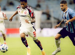 em-momentos-distintos,-flamengo-e-gremio-se-enfrentam-no-maracana