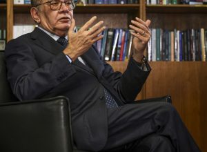 gilmar-mendes-diz-que-sancoes-contra-esposa-de-moraes-sao-arbitrarias
