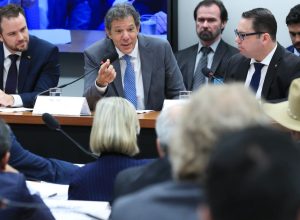 haddad-diz-que-receita-alcancara-os-“verdadeiros-ladroes-da-nacao”