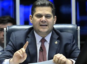 alcolumbre-manda-arquivar-pec-da-blindagem-apos-rejeicao-da-ccj