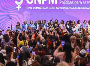 mulheres-cobram-direitos-e-voz-na-5a-conferencia-nacional