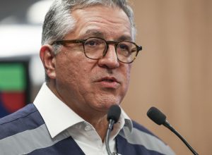 padilha:-antidoto-contra-metanol-esta-garantido-em-toda-rede-de-saude