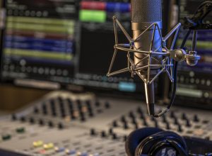 hoje-e-dia:-radioagencia-nacional,-mulheres-e-john-lennon-em-destaque