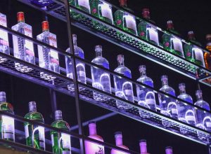 fiscalizacao-apreende-mais-de-7-mil-garrafas-de-bebidas-em-sao-paulo