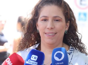 ministra-esther-dweck-aposta-em-queda-da-abstencao-no-cnu