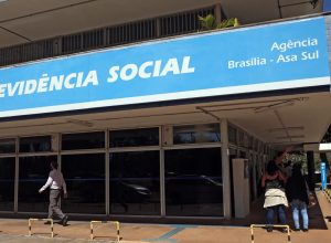 inss-suspende-programa-de-reducao-de-fila-por-falta-de-verba