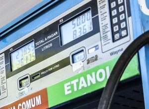 petrobras-reduz-preco-da-gasolina-em-4,9%-a-partir-de-terca-feira