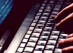 operacao-prende-quadrilha-que-fazia-leiloes-falsos-na-internet