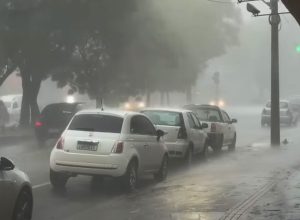 ciclone-causa-danos-em-dez-municipios-gauchos-e-200-mil-ficam-sem-luz