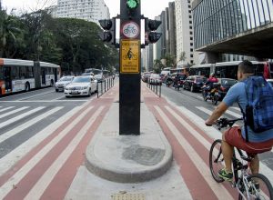 modelo-de-financiamento-do-transporte-esta-obsoleto,-dizem-gestores