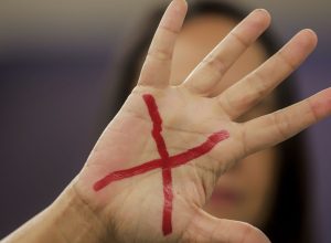 oms:-840-milhoes-de-mulheres-no-mundo-foram-alvo-de-violencia