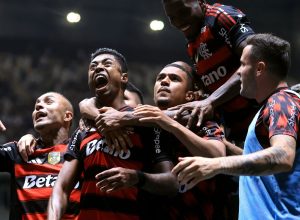 fla-arranca-empate-com-gol-de-bruno-henrique-e-fica-perto-do-titulo