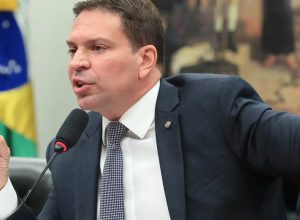 moraes-comunica-camara-sobre-perda-do-mandato-de-ramagem