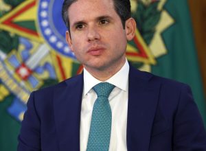 com-fuga-de-ramagem,-motta-proibe-deputados-de-votarem-do-exterior