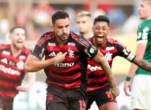 flamengo-vence-palmeiras-e-vira-1o-brasileiro-tetra-da-libertadores